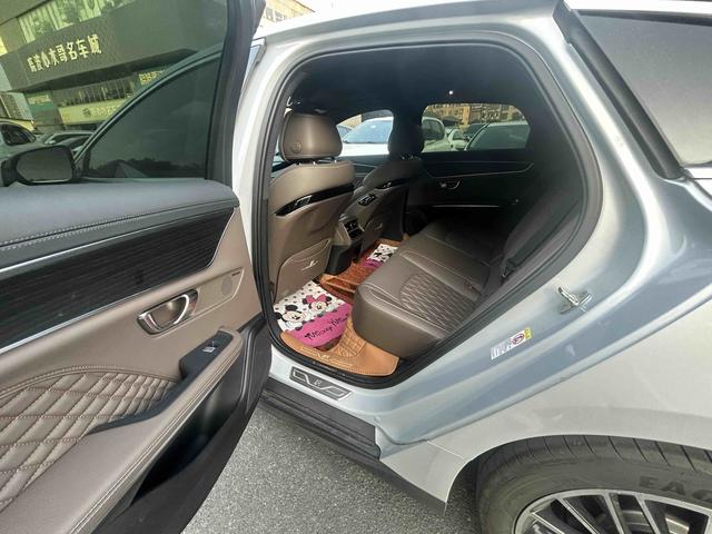 Certificated Used BYD Han DM 2024 DM-i Glory Edition 121KM Premium Version