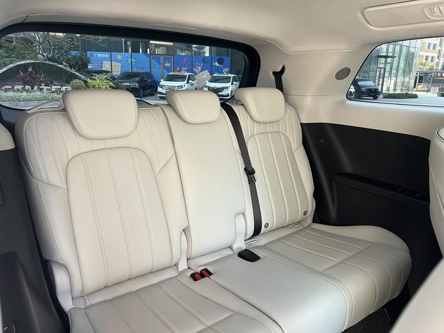 Certificated Used VOYAH Dreamer PHEV 2025 AWD Flagship Kunpeng Edition