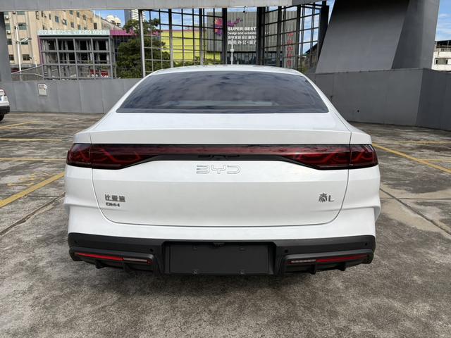 Certificated Used BYD Qin L DM 2024 DM-i 80KM Leading Edition