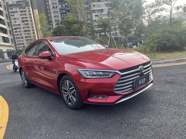 Certificated Used BYD Qin Pro DM 2018 1.5TI Automatic Intelligent Connected Sharp Glory Model