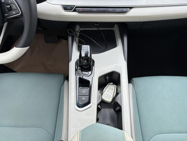 Certificated Used Geely Emgrand L HiP 2022 1.5TD-DHT Pro 100KM Super Rui