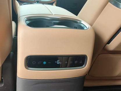 Certificated Used Denza D9 DM 2024 Edition 980 Four-Wheel Drive Honor Version