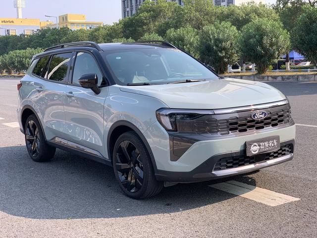 Certificated Used Lingrui PHEV 2025 Premium Plus Edition