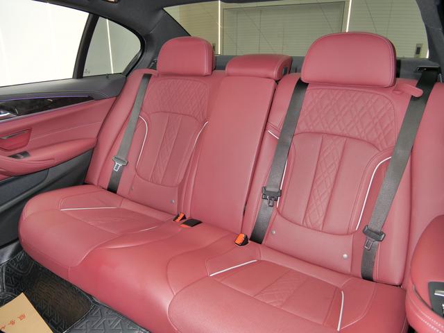 Certificated Used BMW 5 Series PHEV 2022 Refreshed 535Le Pioneer Edition M Sport Package