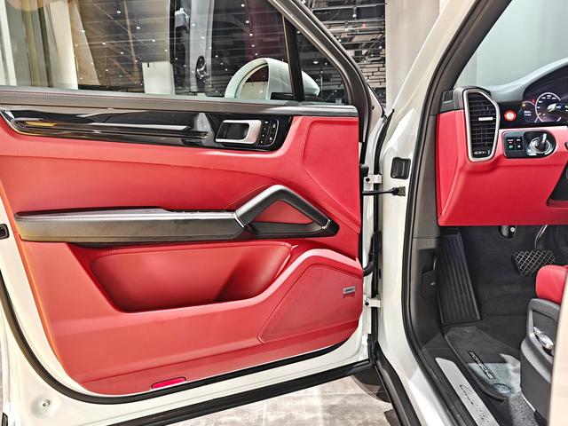 Certificated Used Porsche Cayenne E-Hybrid 2020 Cayenne E-Hybrid 2.0T