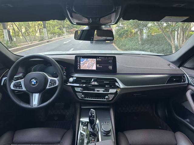 Certificated Used BMW 5 Series PHEV 2021 535Le Luxury Package