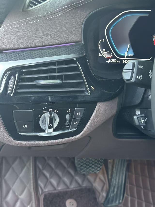 Certificated Used BMW 5 Series PHEV 2021 535Le Luxury Package