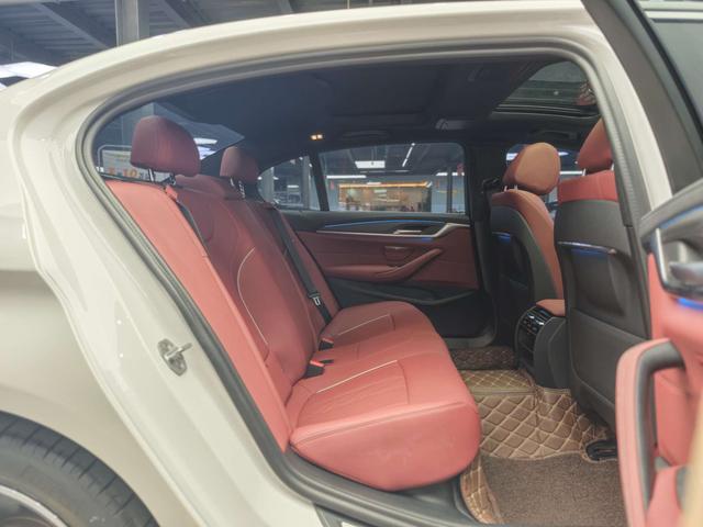 Certificated Used BMW 5 Series PHEV 2021 Facelift 535Le M Sport Package