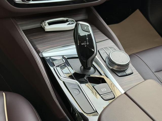 Certificated Used BMW 5 Series PHEV 2020 Mileage Upgraded Version 530Le Luxury Package