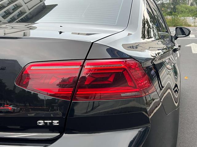 Certificated Used FAW-Volkswagen Magotan GTE 2020 Luxury