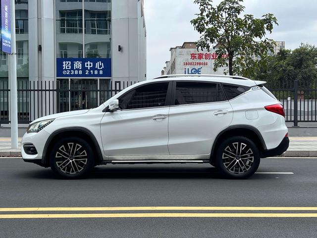 Certificated Used BYD Song DM 2017 1.5TID Full-time Four-wheel Drive Luxury Edition