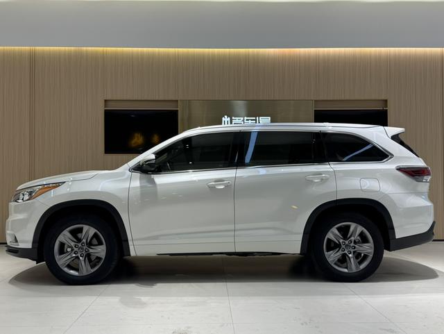 Certificated Used Toyota Highlander 2012款 2.7L Two-Wheel Drive 7-Seat Luxury Edition