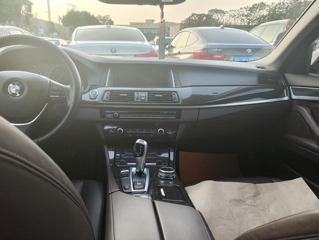 Certificated Used BMW 5 Series 2014 Model 525Li Leading Type