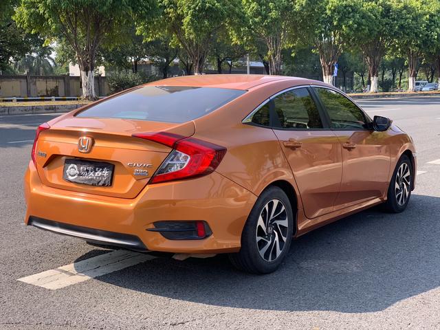 Certificated Used Dongfeng Honda Civic 2016 220TURBO CVT Luxury Edition