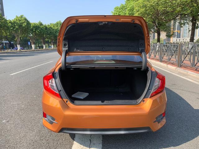 Certificated Used Dongfeng Honda Civic 2016 220TURBO CVT Luxury Edition