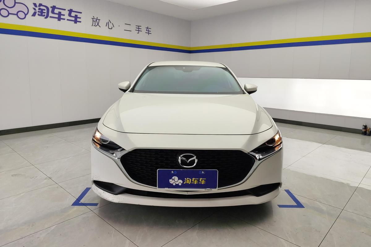 Certificated Used Mazda 3 Axela 2022 2.0L Automatic Zhiqing Edition