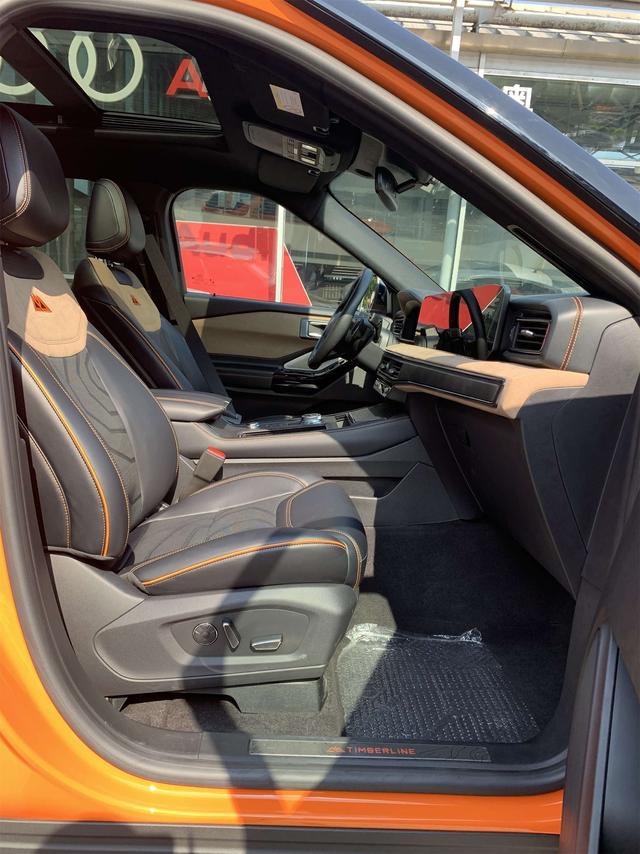 Certificated Used Ford Explorer 2024 2.3T EcoBoost Four-Wheel Drive Kunlun Peak Edition 7-Seat