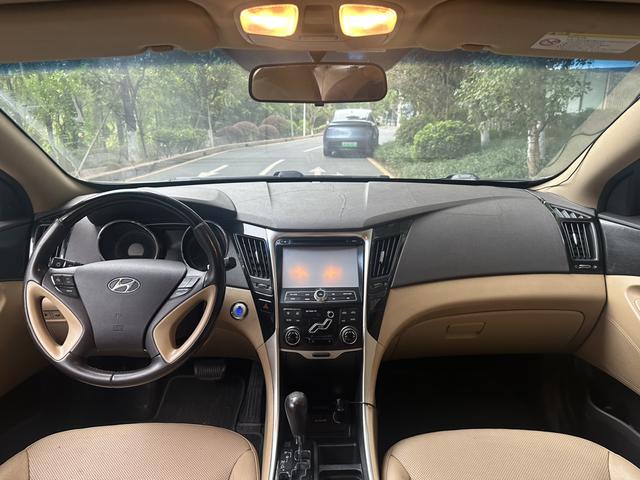 Certificated Used Hyundai Sonata 8 2014 2.4L Automatic Leading Edition National IV