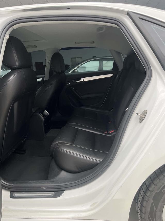 Certificated Used Audi A4L 2013 Model 35 TFSI Automatic Standard