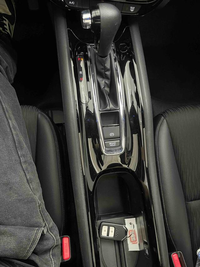 Certificated Used HR-V 2020 Model 1.5L CVT Luxury Version