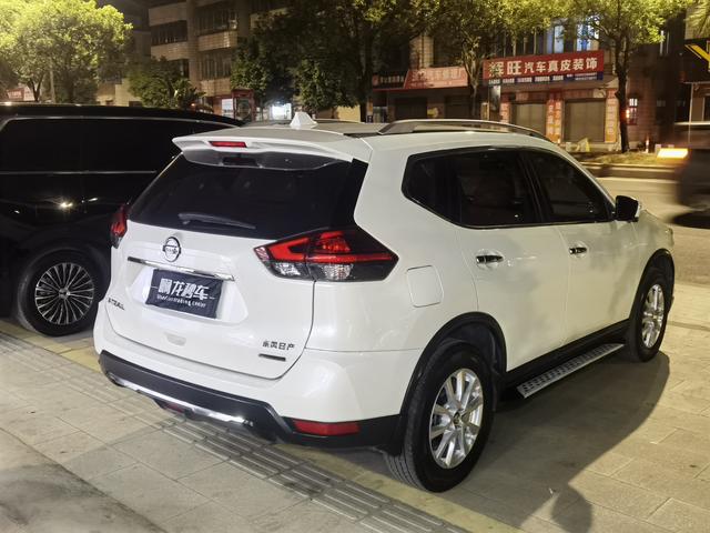 Certificated Used Dongfeng Nissan X-Trail 2019 2.0L CVT Zhilian Comfort Version 2WD