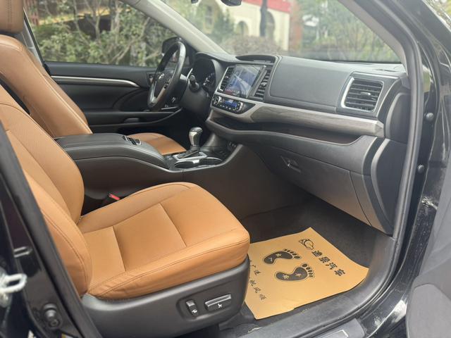 Certificated Used Highlander 2021 Model 2.0T Four-Wheel Drive Knight Edition 7-Seater