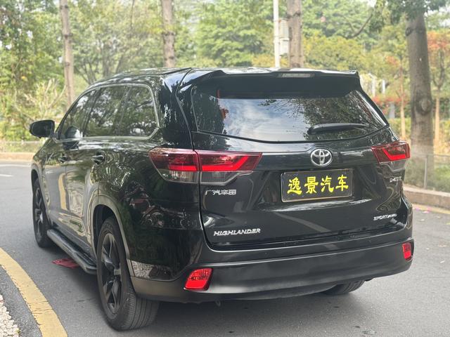 Certificated Used Highlander 2021 Model 2.0T Four-Wheel Drive Knight Edition 7-Seater