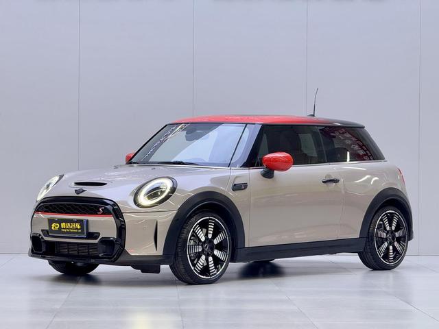 Certificated Used MINI 2023 Facelift 2.0T COOPER S Artist