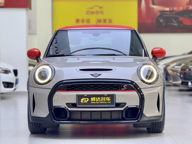 Certificated Used MINI 2023 Facelift 2.0T COOPER S Artist
