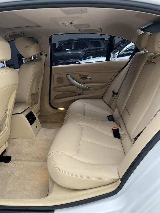 Certificated Used BMW 3 Series 2015 Model 320Li Fashion Type