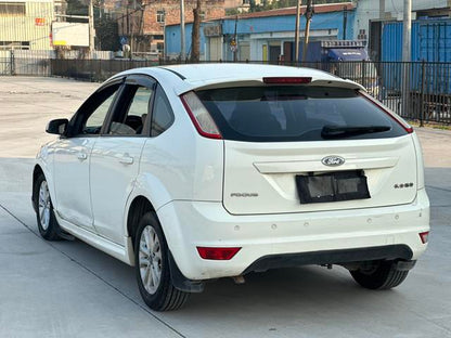 Certificated Used Ford Focus 2013 Model Hatchback Classic 1.8L Automatic Basic