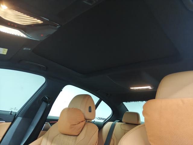 Certificated Used BMW 5 Series (Imported) 2022 Updated 530i M Sport Package