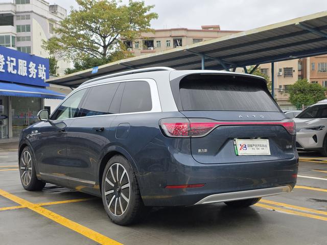 Certificated Pre-Owned Wenjie M9 2024 Extended-Range Ultra Six-Seater Version -u22049162