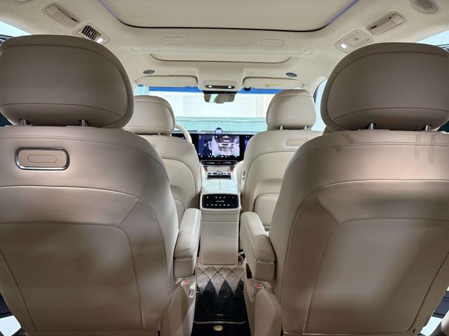 Certificated Pre-Owned Wenjie M9 2024 Extended-Range Ultra Six-Seater Edition -u21923603