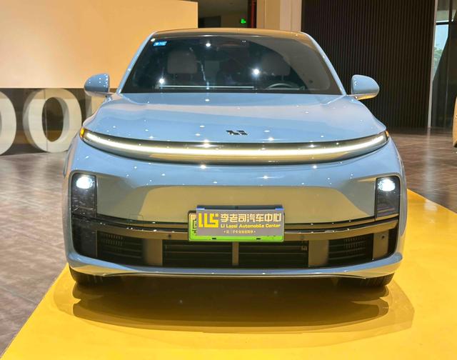 Certificated Pre-Owned Li Auto L7 2023 Pro Edition -u21593730