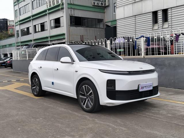 Certificated Pre-Owned Li Auto L6 2024 Pro Edition -u21711173