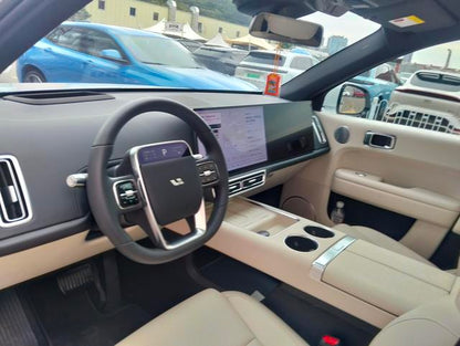 Certificated Pre-Owned Li Auto L6 2024 Pro Edition -u21711173