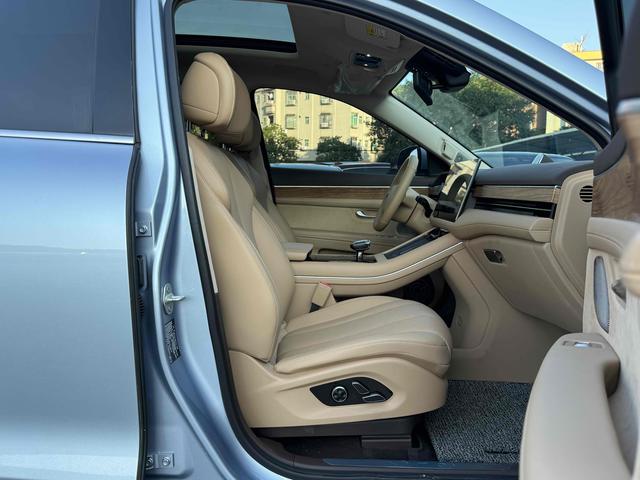 Certificated Pre-Owned Wenjie M7 2024 Max Six-Seater Four-Wheel Drive Intelligent Driving Version -u21748591