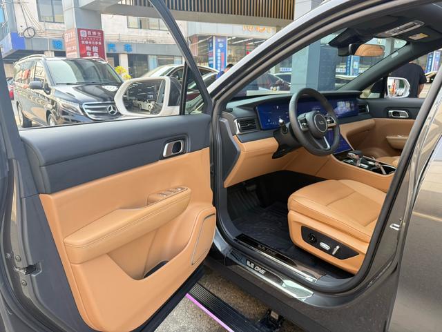 Certificated Pre-Owned Li Auto ONE 2021 Extended-Range 6-Seater Edition -u21962605