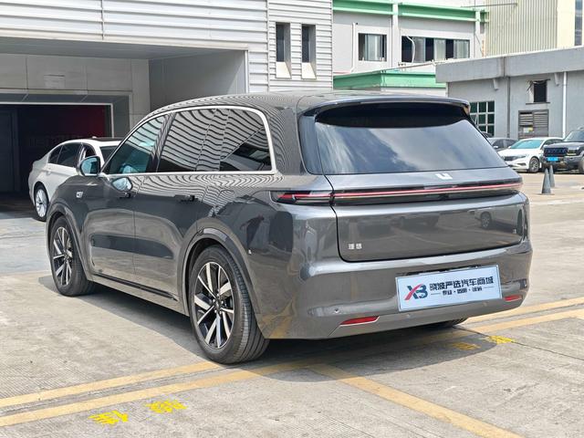 Certificated Pre-Owned Li Auto L8 2023 Pro Edition -u22053546