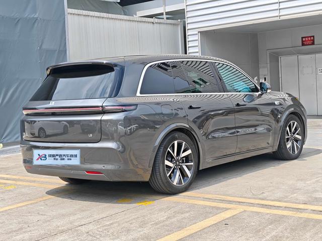 Certificated Pre-Owned Li Auto L8 2023 Pro Edition -u22053546
