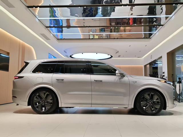 Certificated Pre-Owned Li Auto L9 2023 Pro Edition -u22078477