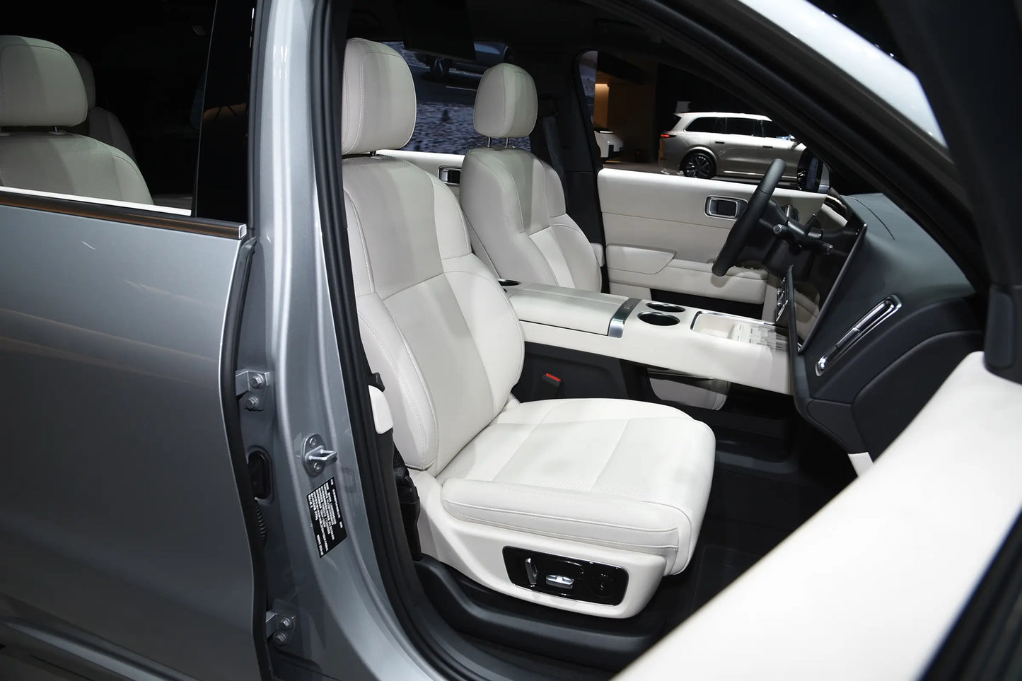 Li Auto L9-Hybrid REEV