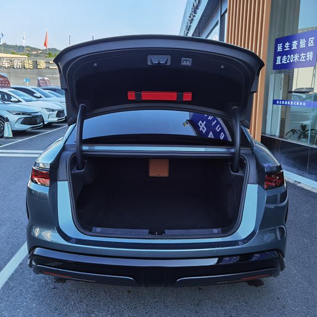 Certificated Pre-Owned BYD Han L DM 2025 DM-p 180KM 4WD Lidar Flagship Edition -u21896127