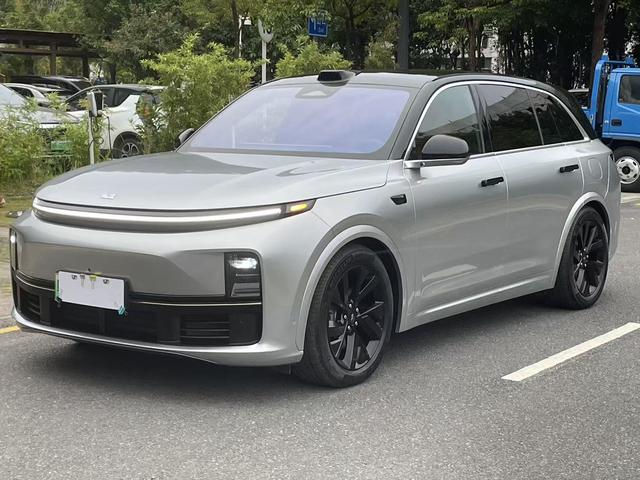 Pre - Owned 2023 Li L7 Max Edition