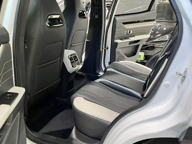 Certificated Pre-Owned Jetour Shanhai L6 2024 1.5TD DHT MAX -u21933569