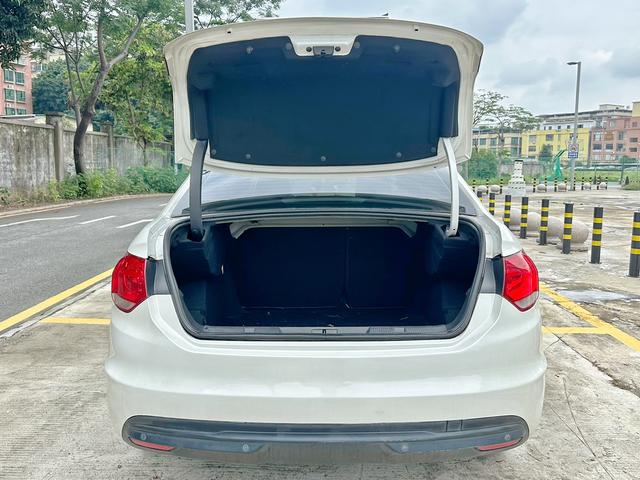 Certificated Pre-Owned Citroën C4L 2013 1.8L Automatic Enjoyment Edition - u19310363