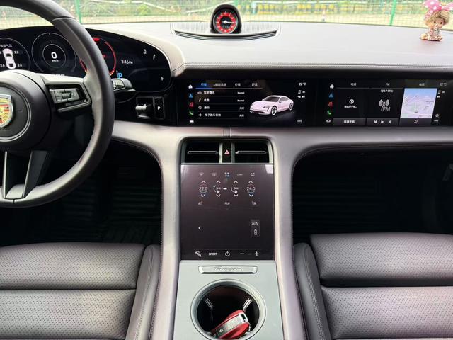 Pre-Owned Porsche Taycan 2020 Taycan