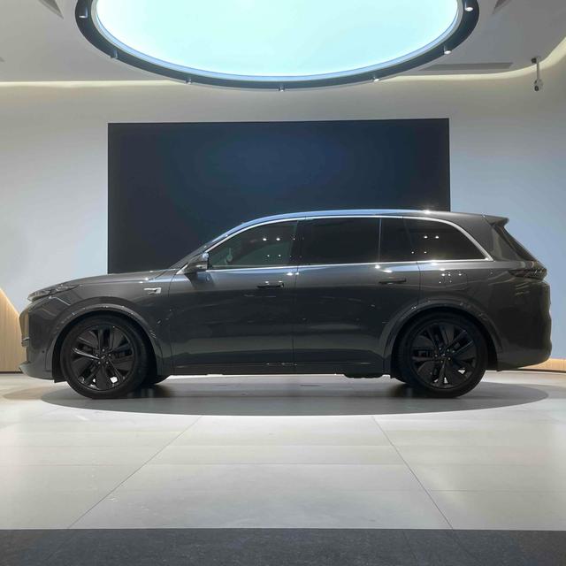 Pre-Owned Li L8 2023 Pro Version