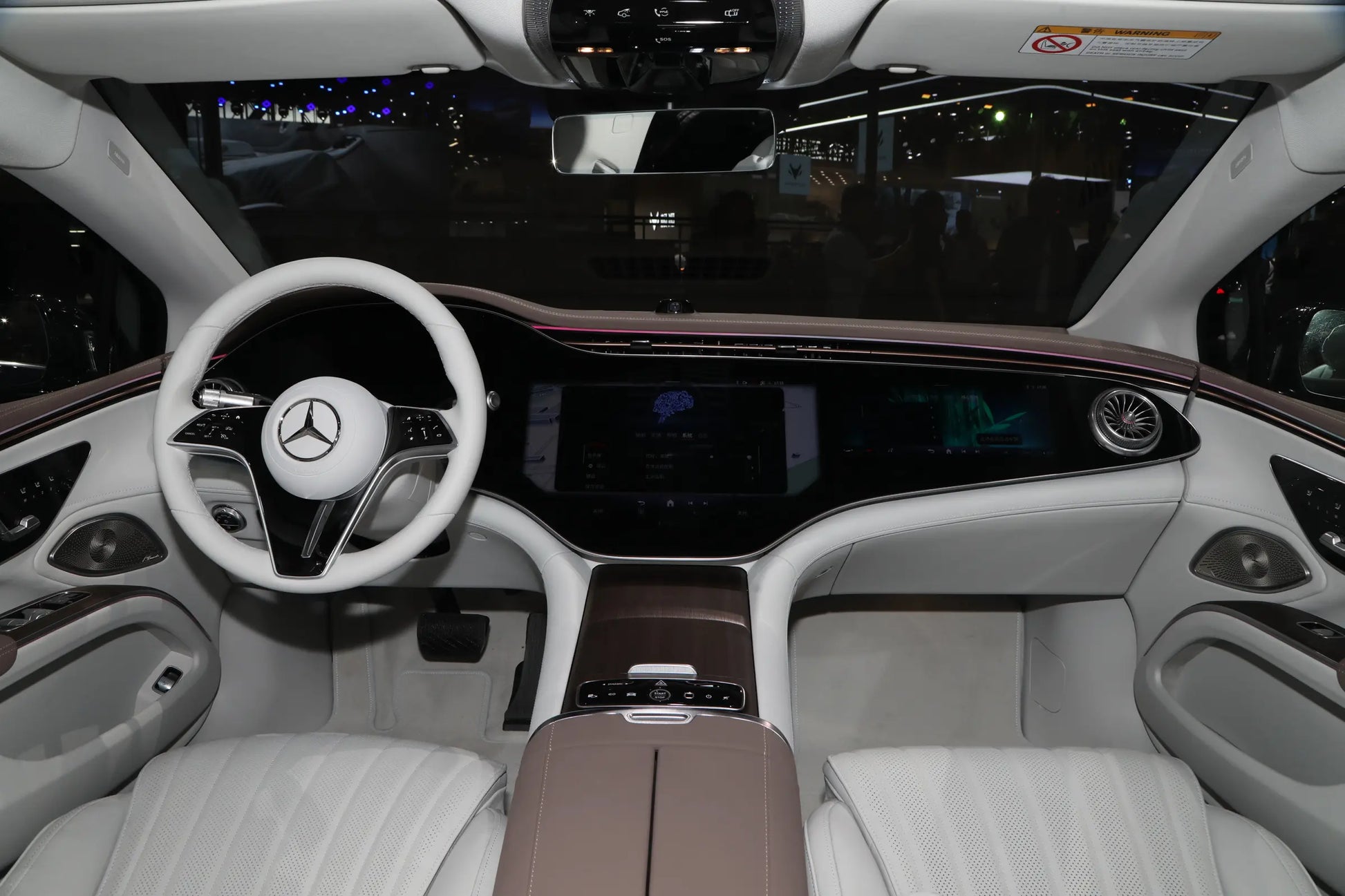 Mercedes-EQ Benz EQS